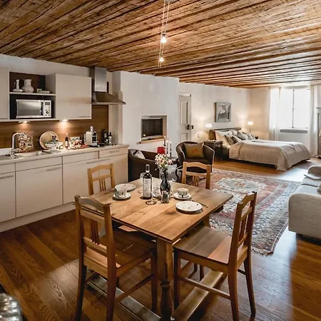 Apartman Goldgasse De Luxe *