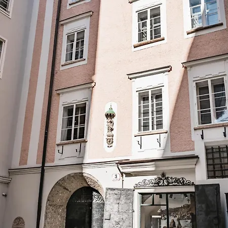 Goldgasse De Luxe * Salzburg